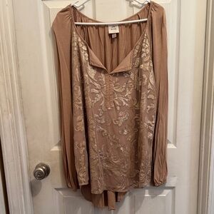 Knox Rose Tan and Cream Embroidered Top